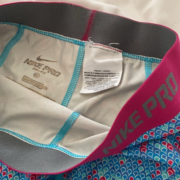 ⚠️Last Chance⚠️Nike Dri-fit Pro shorts - Picture 2 of 2